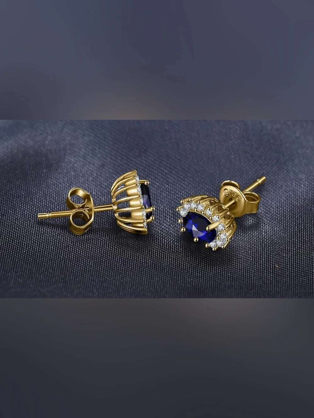 Gorgeous Neiman Marcus 18KT Gold Vermeil sapphire stud earrings
